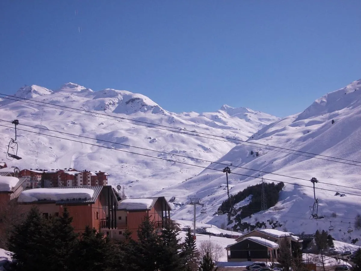 Image 2 of Les Menuires