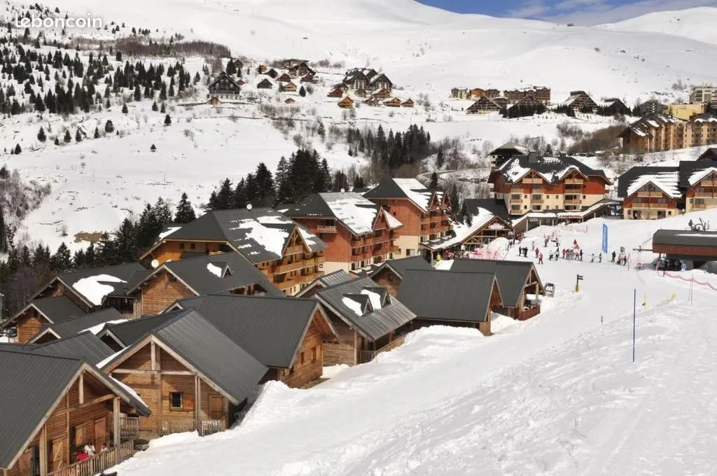 Image of Location à la Montagne avec piscine été / hiver vg23