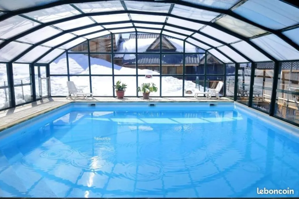 Image 1 of Location à la Montagne avec piscine été / hiver vg23