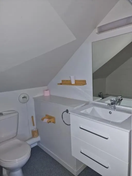 Image 4 of Location à la Montagne avec piscine été / hiver vg23