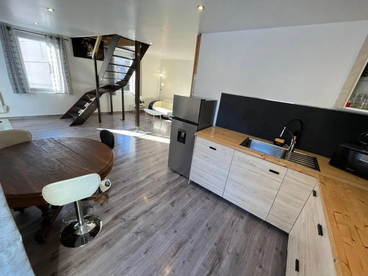Image 2 of Logement entier: appartement.