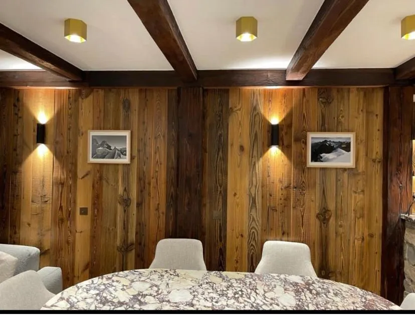 Image 4 of Luxury suite 70m2 balcon courchevel1850 parking