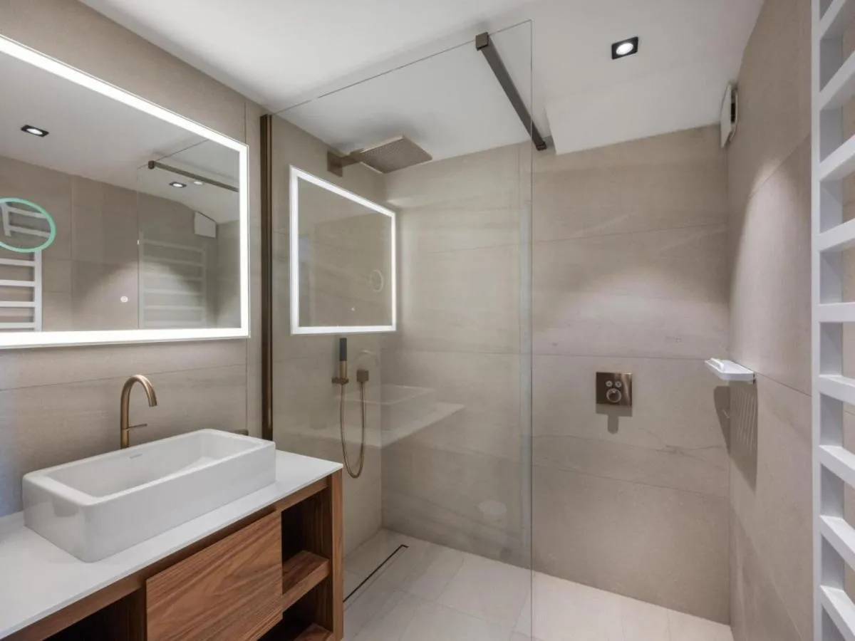 Image 6 of Mascara Penthouse Sirio