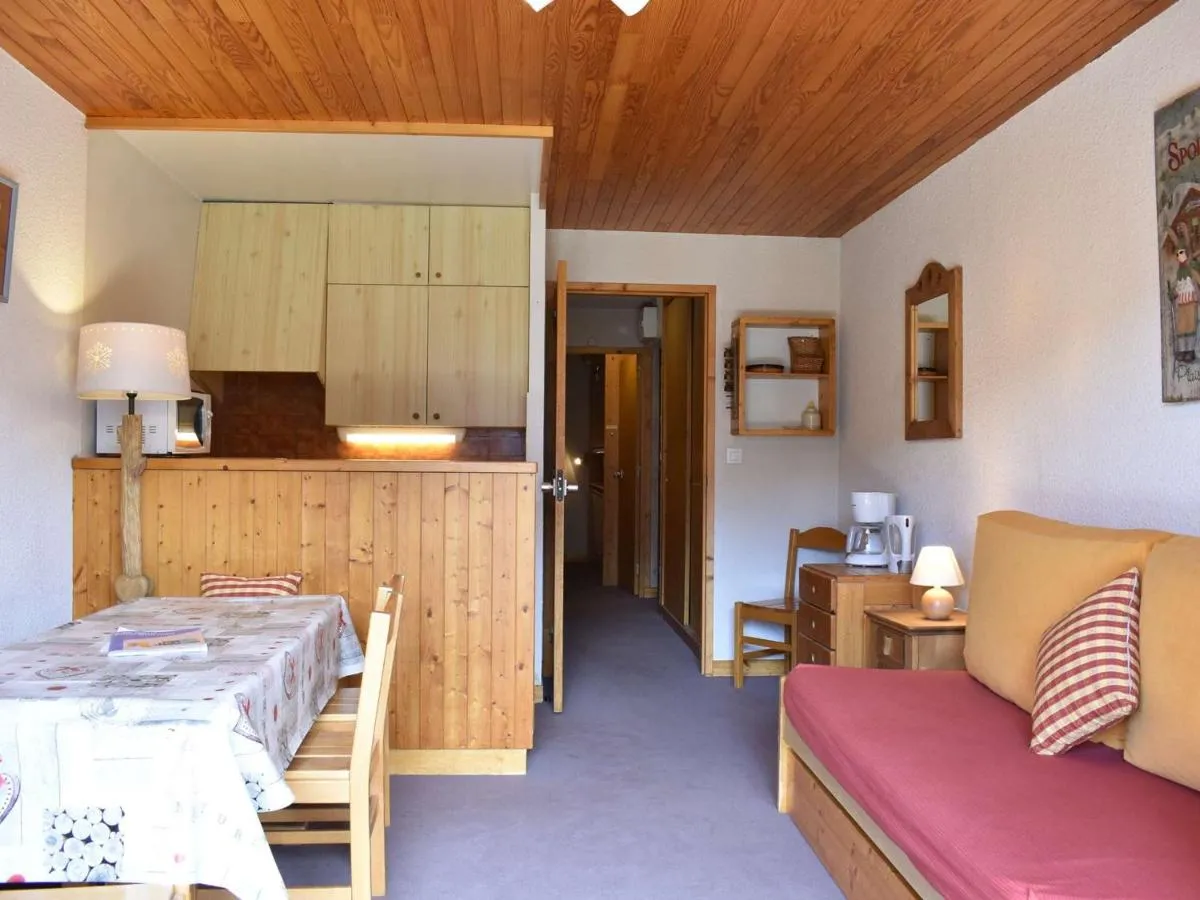 Image 1 of Méribel: Appartement 2 pièces, 5 pers, proche pistes et commerces – FR-1-180-94