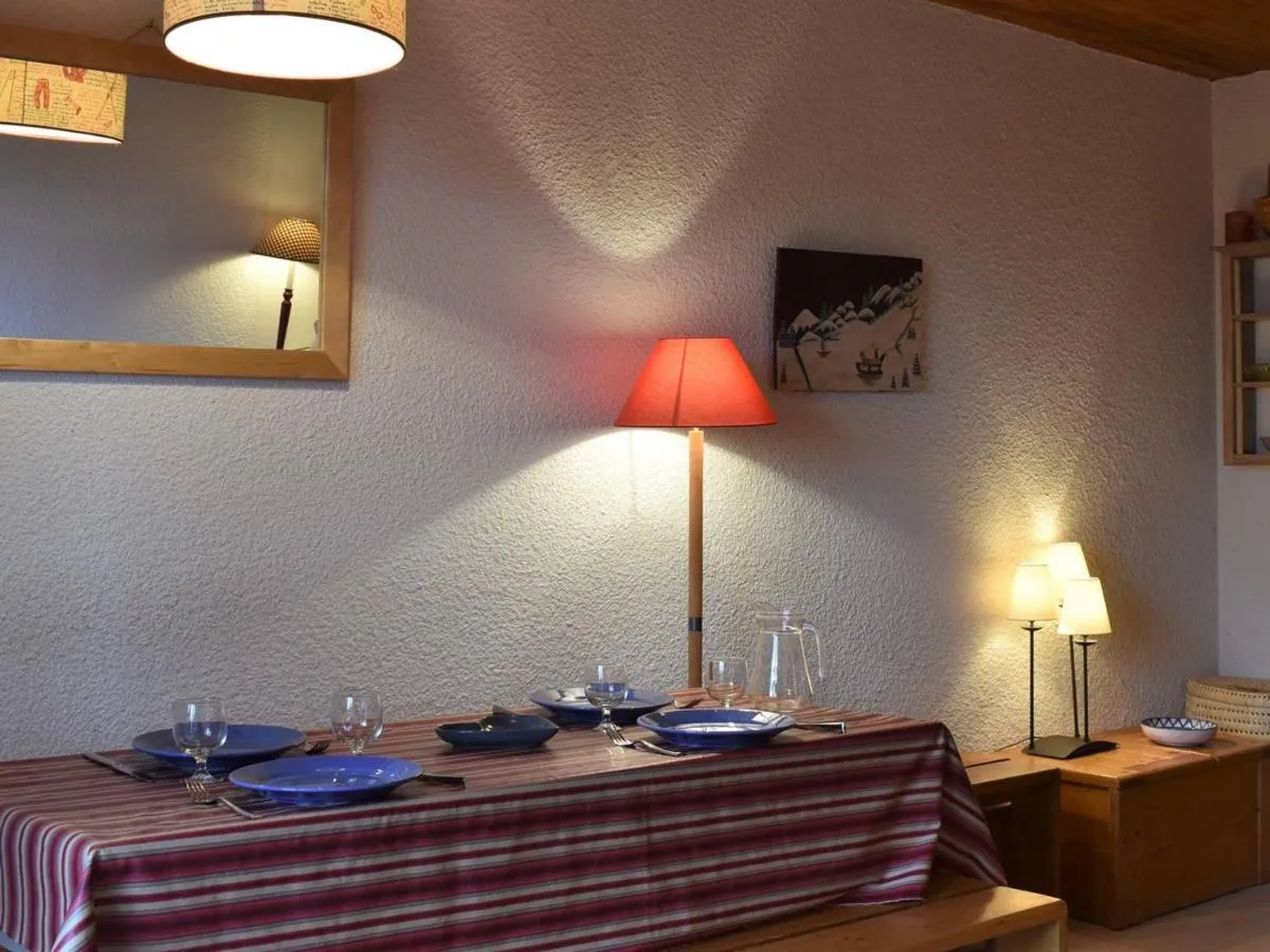 Image 2 of Meribel : Bel Appartement 2 Pièces avec Parking, Proche Pistes et Commerces – FR-1-180-89