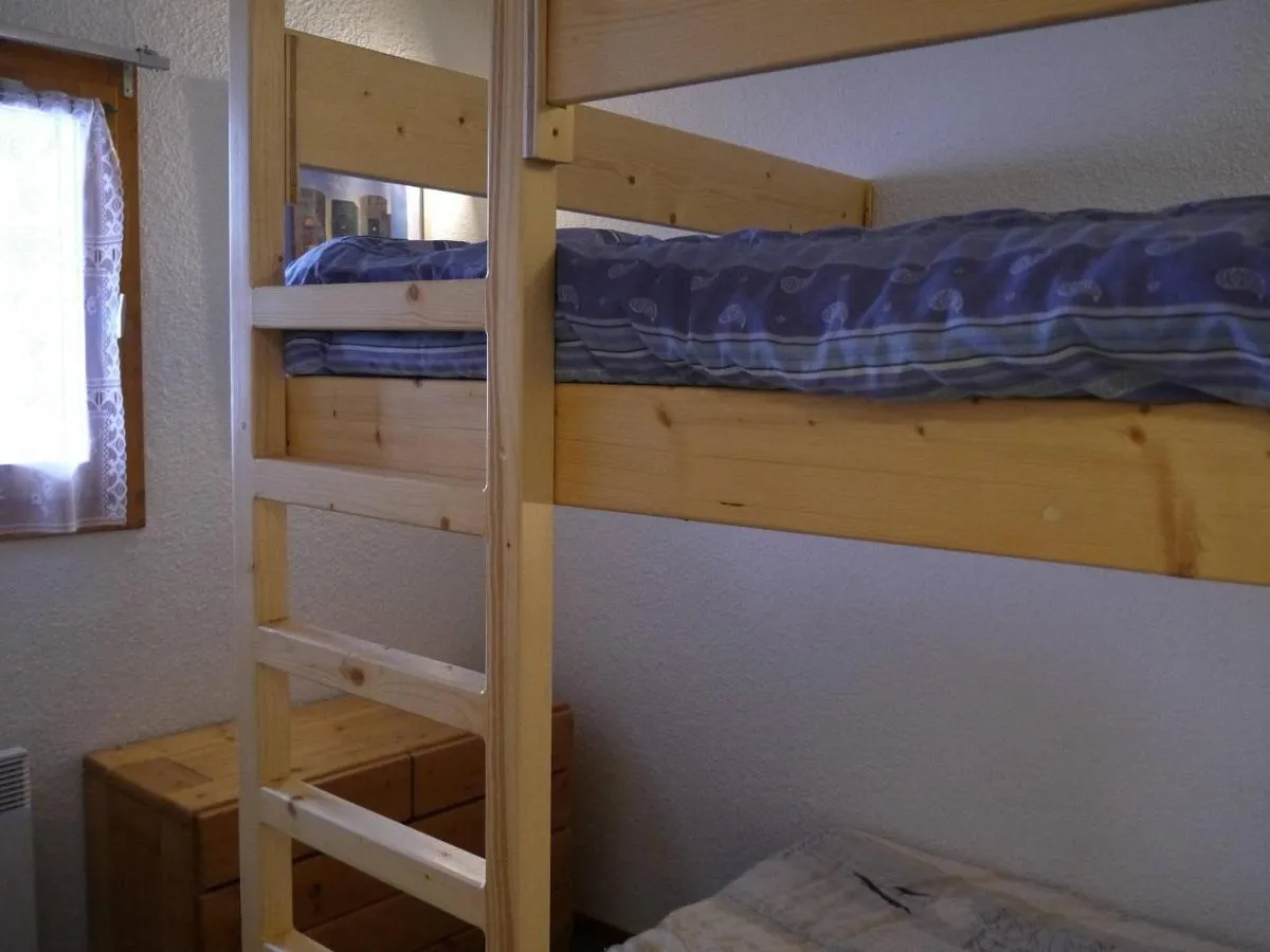 Image 5 of Méribel Mottaret: Apt 6 pers, balcon, casier skis, ascenseur, animaux admis – FR-1-355-33