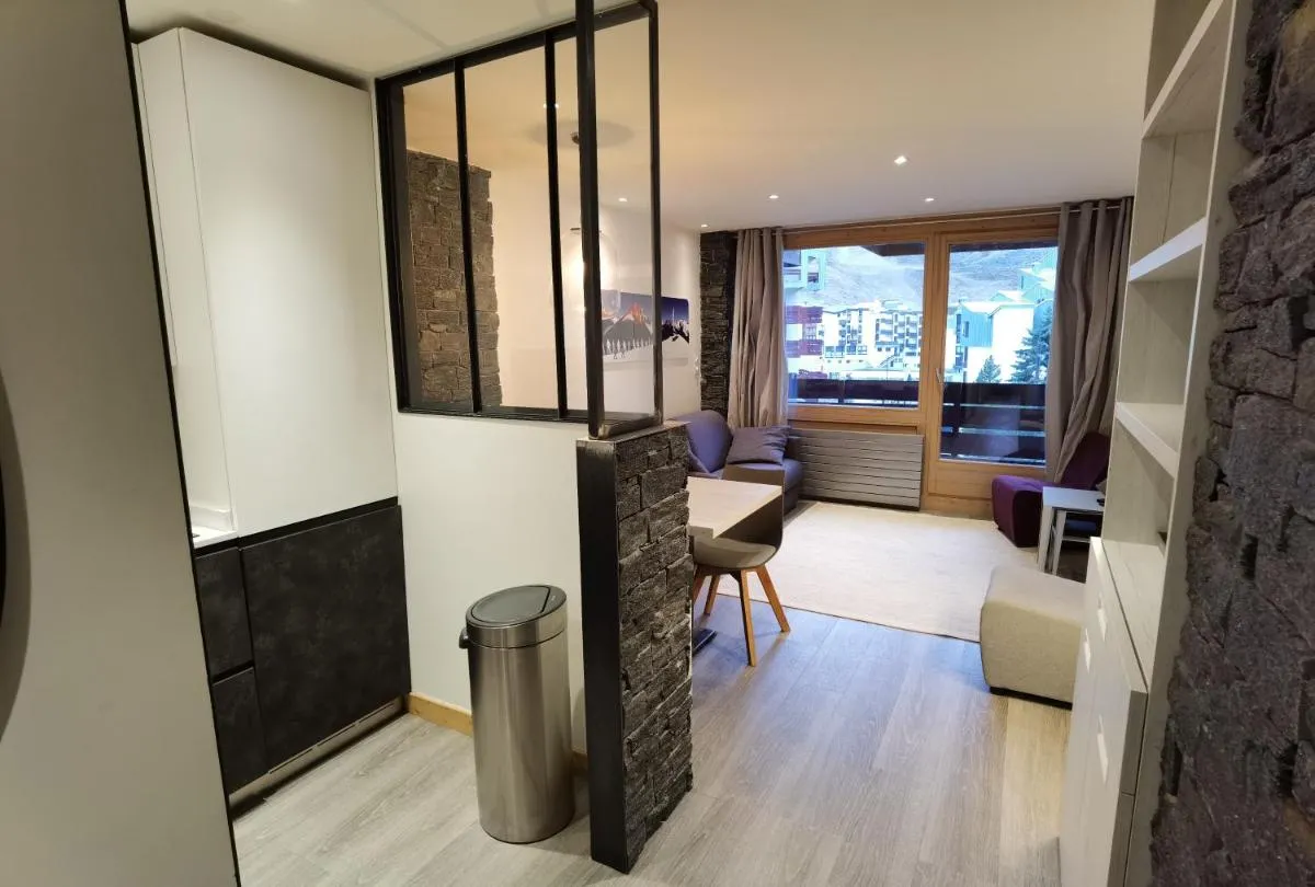 Image 3 of MyHome – Curling A3 15 – Très beau 2 pièces 4pax skis aux pieds – Val Claret