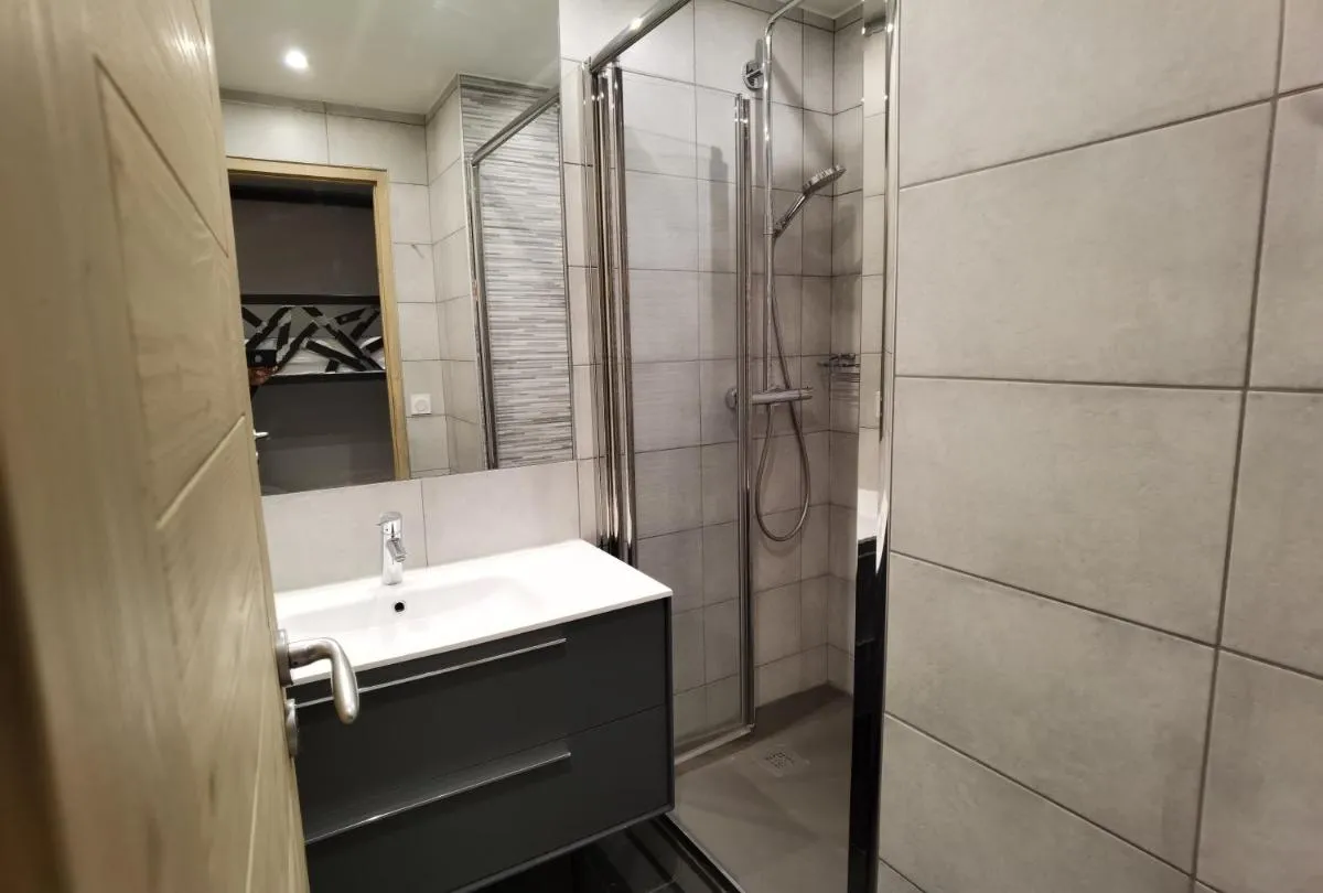 Image 5 of MyHome – Curling A3 15 – Très beau 2 pièces 4pax skis aux pieds – Val Claret
