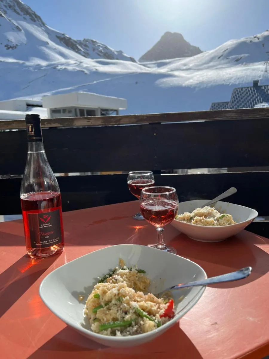 Image 1 of MyHome – Génépis 9 – Studio rénové Tignes Val Claret 4 pax sks aux pieds