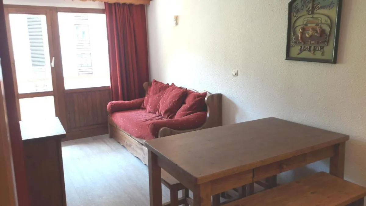 Image 6 of MyHome – Rénové en 2024 ! Hameau Borsat 3 15 – studio 2 cabines 4 pax sur les pistes