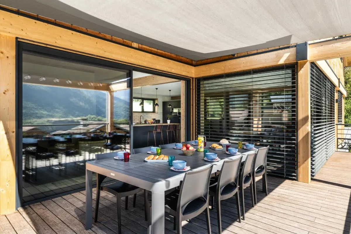 Image 6 of New chalet with Jacuzzi, summer pool, pétanque, close to Paradiski