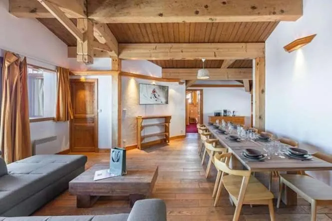 Image of Niverollos Chalet by Alpstays