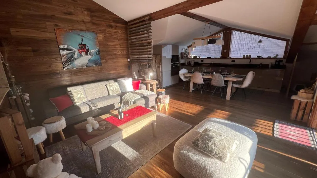 Image 1 of Penthouse l’Ourse Bleue – Sauna privatif – accès direct aux pistes