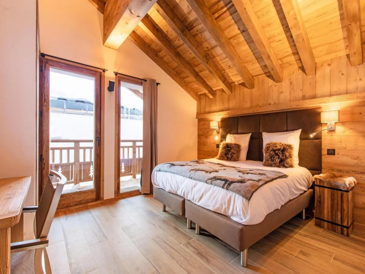 Image 4 of Prestigious chalet with views in Vanoise