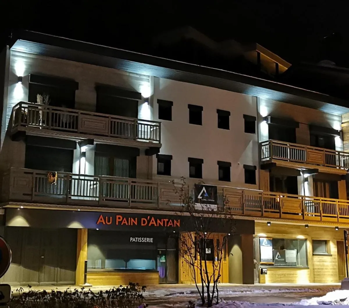 Image 1 of RESIDENCE LE PACHA Courchevel 1850