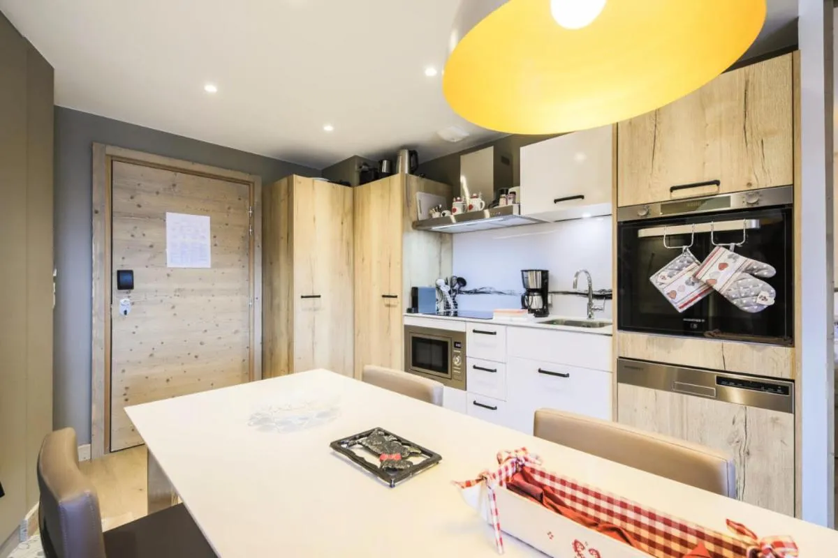 Image 3 of Résidence Premium L’Hévana – maeva Home – Appartement 3 pièces 6 personnes Pr 53