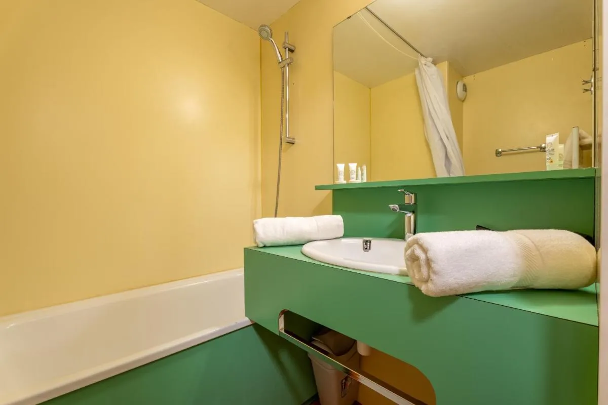 Image 2 of Ski In-Out – Heart of Val Thorens Convenient Flat, WiFi 92