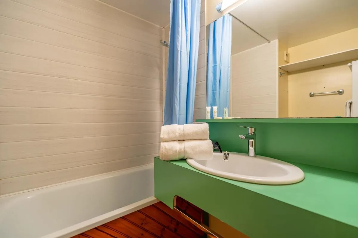 Image 2 of Ski In-Out – Heart of Val Thorens Modern Apartment, WiFi 93