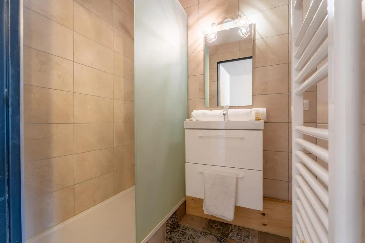 Image 5 of Ski In-Out – Heart of Val Thorens Spacious Apartment, WiFi 1001