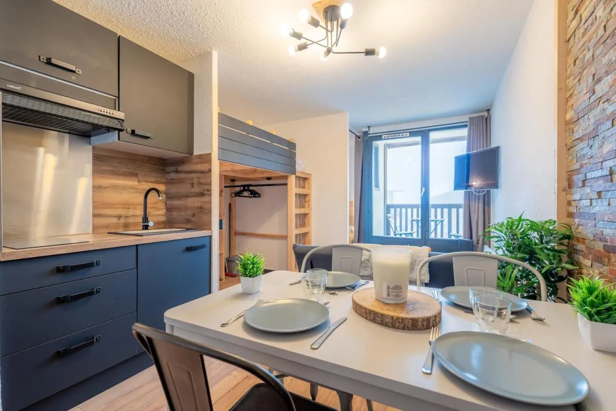 Image 4 of Ski In-Out – Heart of Val Thorens Spacious Apartment, WiFi 1001