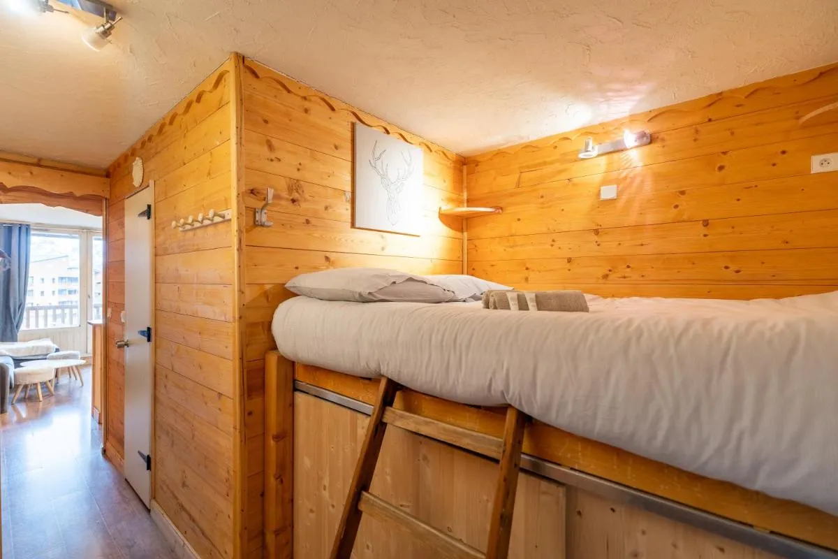Image 5 of Ski In-Out – Heart of Val Thorens Warm-Hearted Apartment, WiFi 165