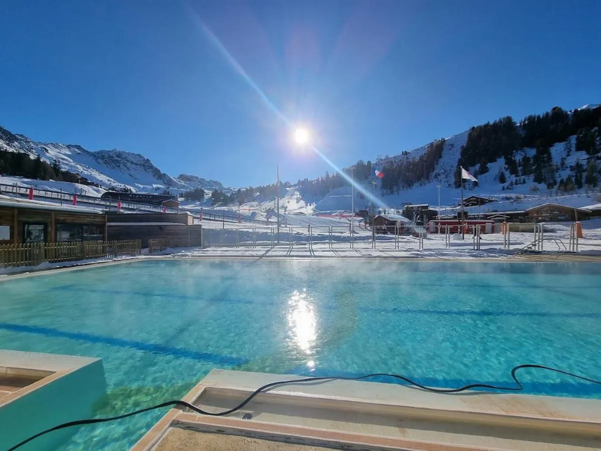 Image 2 of Slopeside La Plagne Bellecote