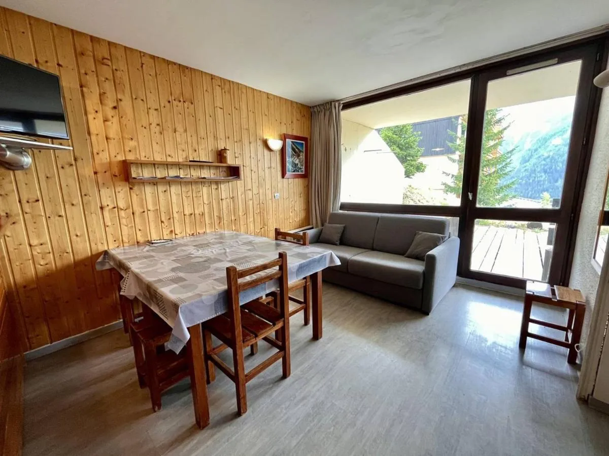 Image 2 of Spacieux appart 2 pièces pour 9 personnes avec terrasse à Plan Peisey – FR-1-757-104