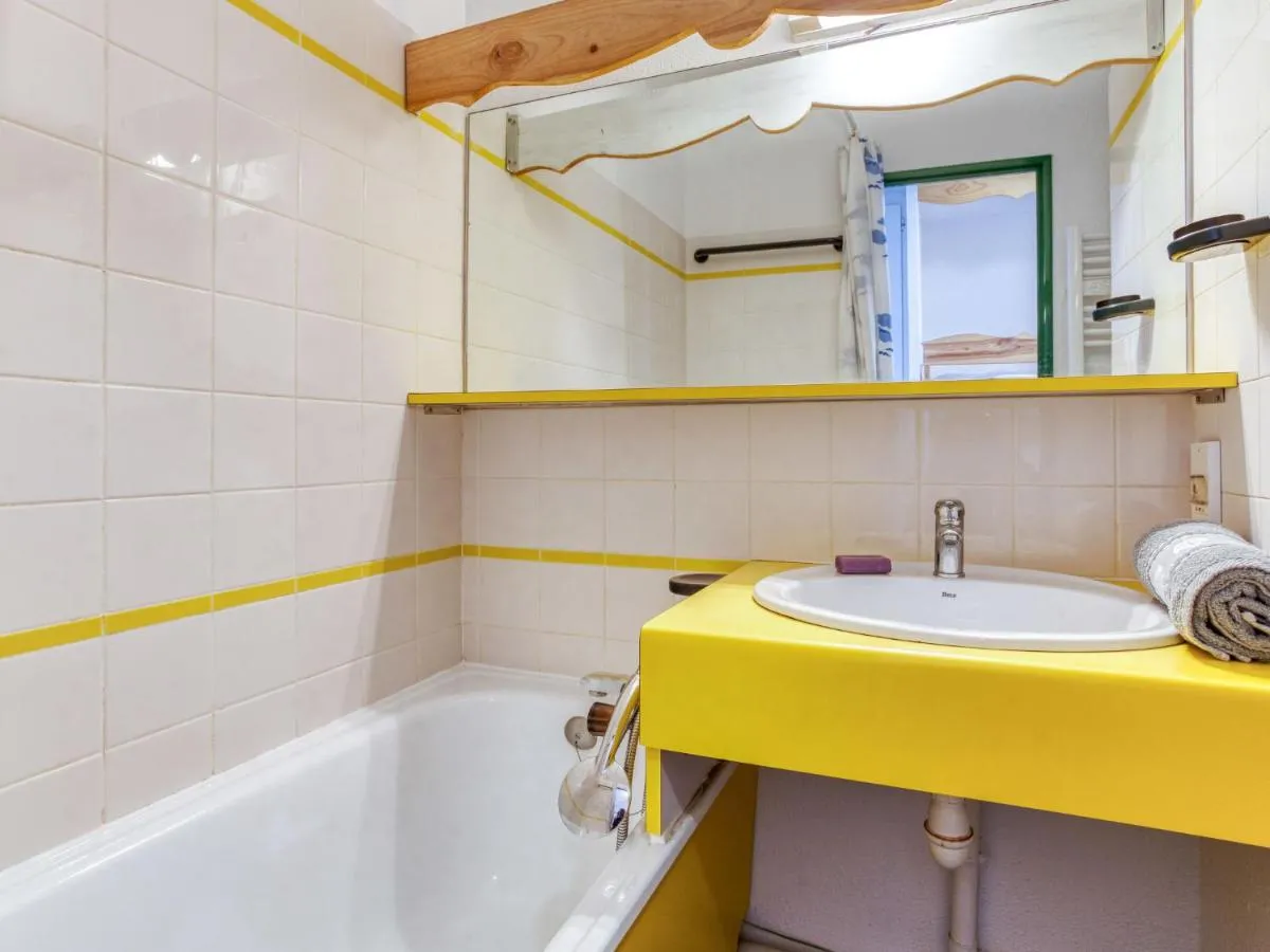 Image 2 of Studio 503 Nécou by Interhome