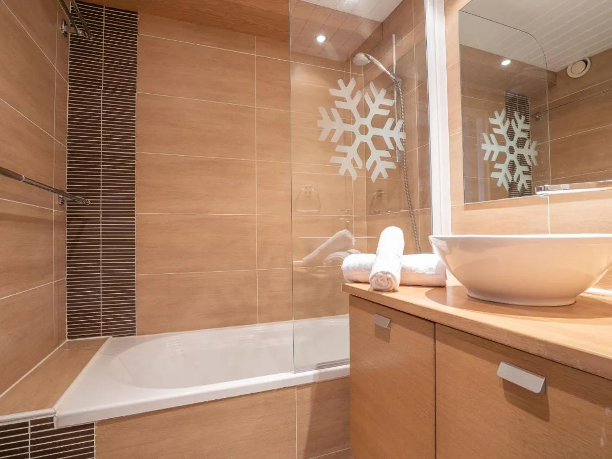 Image 3 of Studio Grandes Platières I-11 by Interhome