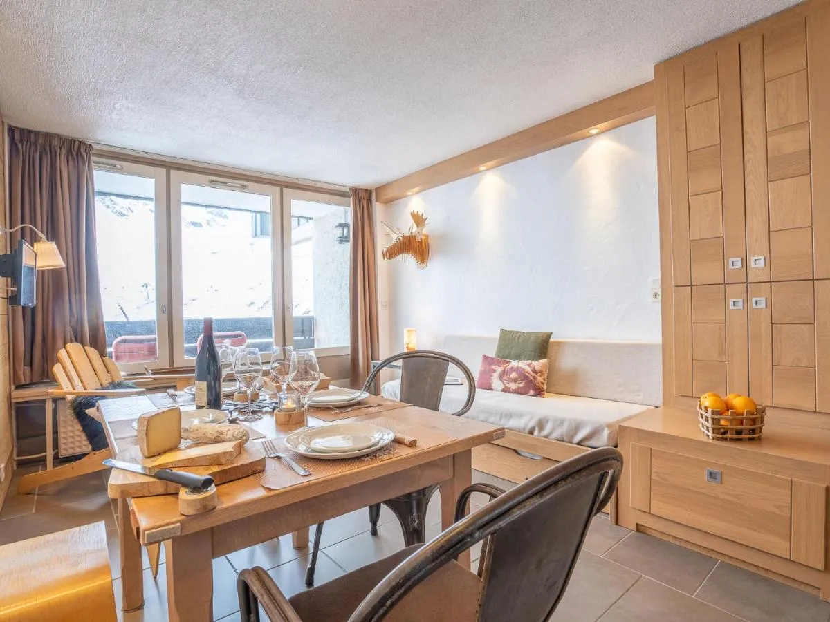 Image 6 of Studio Grandes Platières I-11 by Interhome