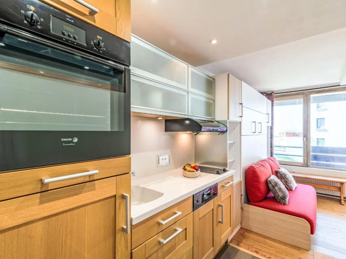 Image 2 of Studio Le Pramecou – Val Claret-16 by Interhome