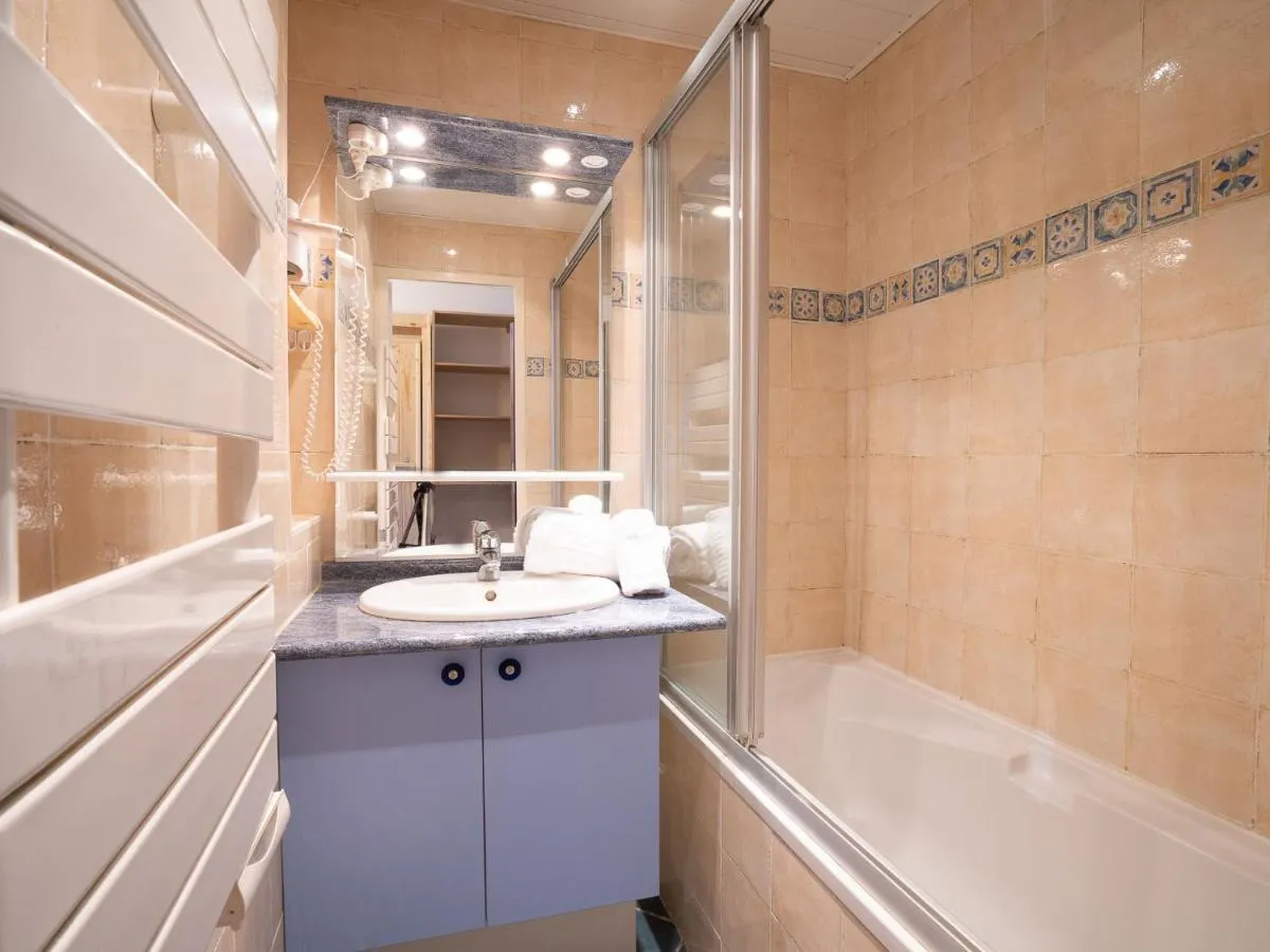Image 6 of Studio Le Slalom – Val Claret-5 by Interhome