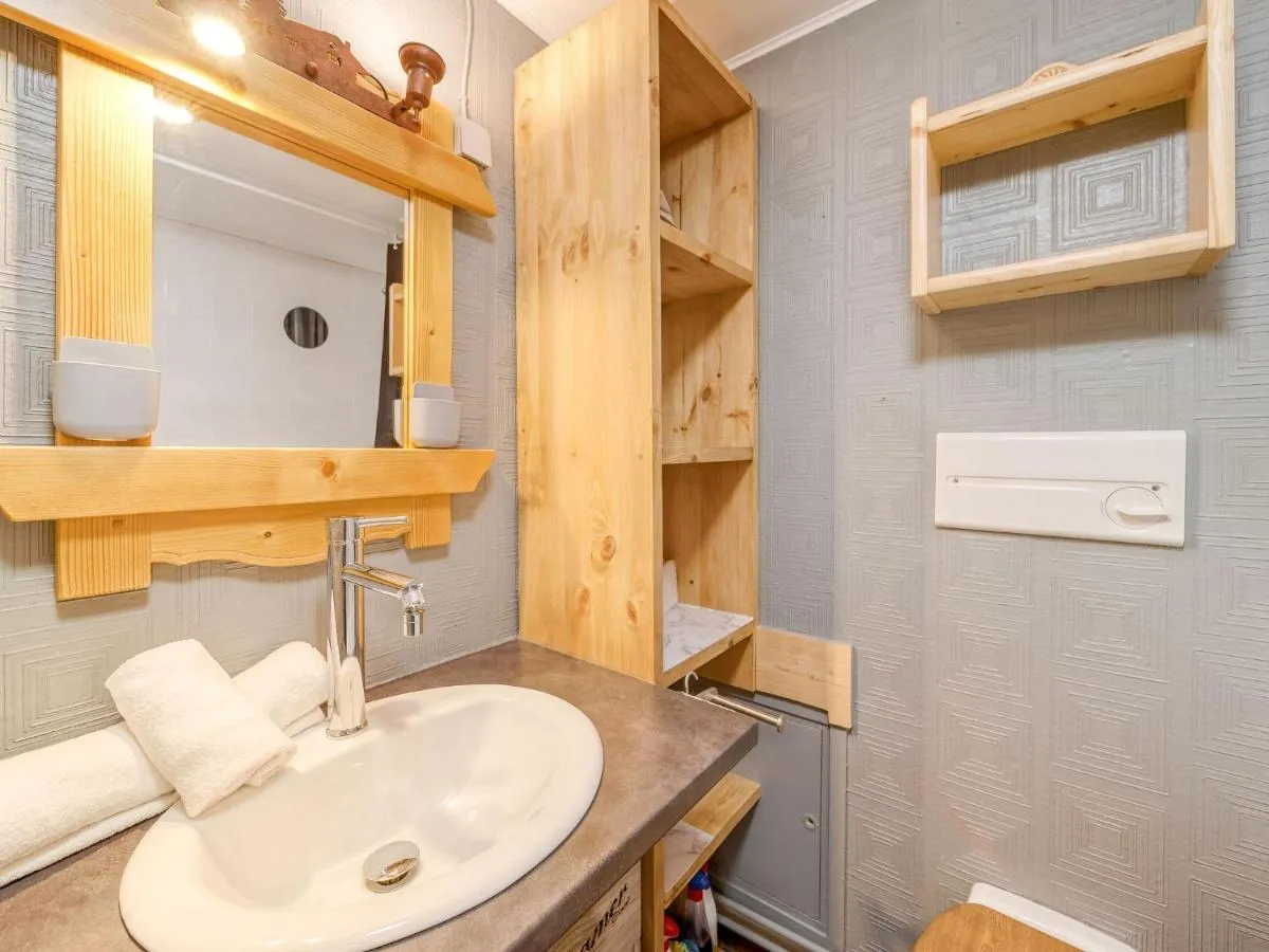 Image 4 of Studio Les Grandes Platières – Val Claret-27 by Interhome