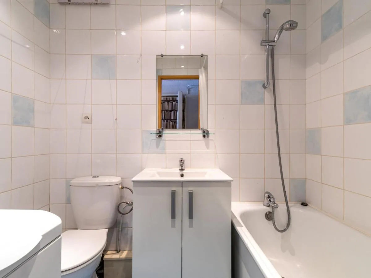 Image 4 of Studio Les Moutières B1 et B2 – Val Claret-26 by Interhome