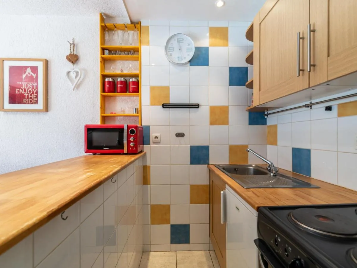 Image 3 of Studio Les Moutières B1 et B2 – Val Claret-26 by Interhome