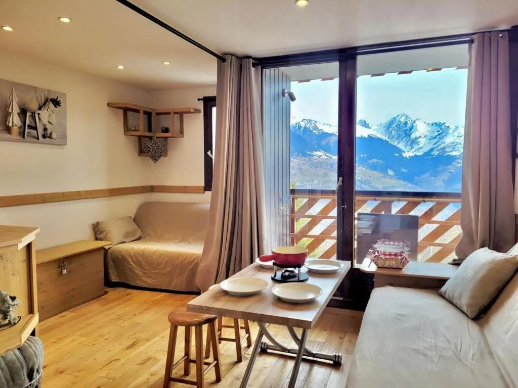 Image of Studio Plagne Montalbert Départ Skis aux pieds