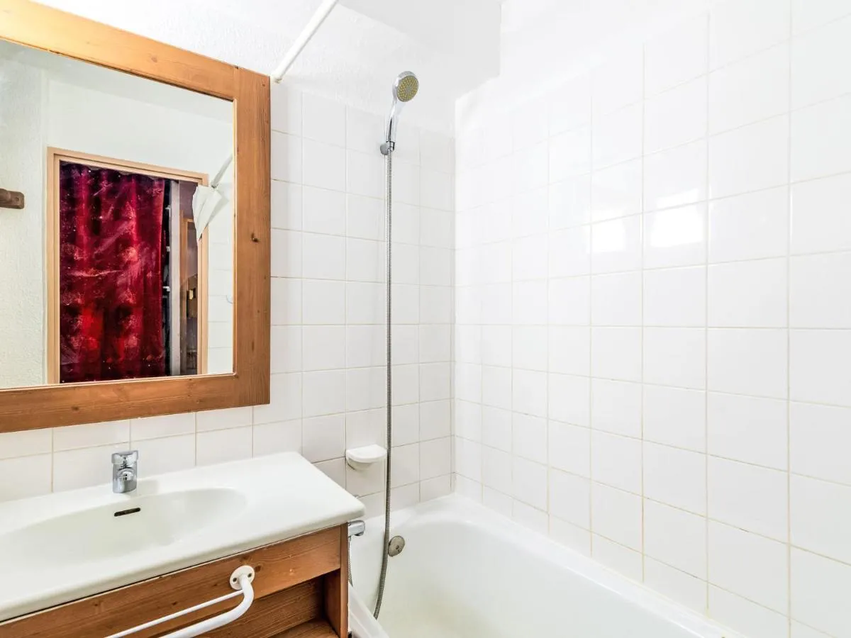Image 5 of Studio Rond Point des Pistes – Val Claret-23 by Interhome