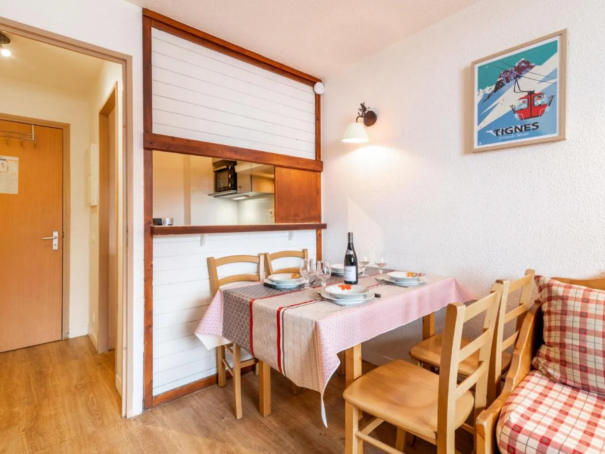 Image 5 of Studio Rond Point des Pistes – Val Claret-24 by Interhome