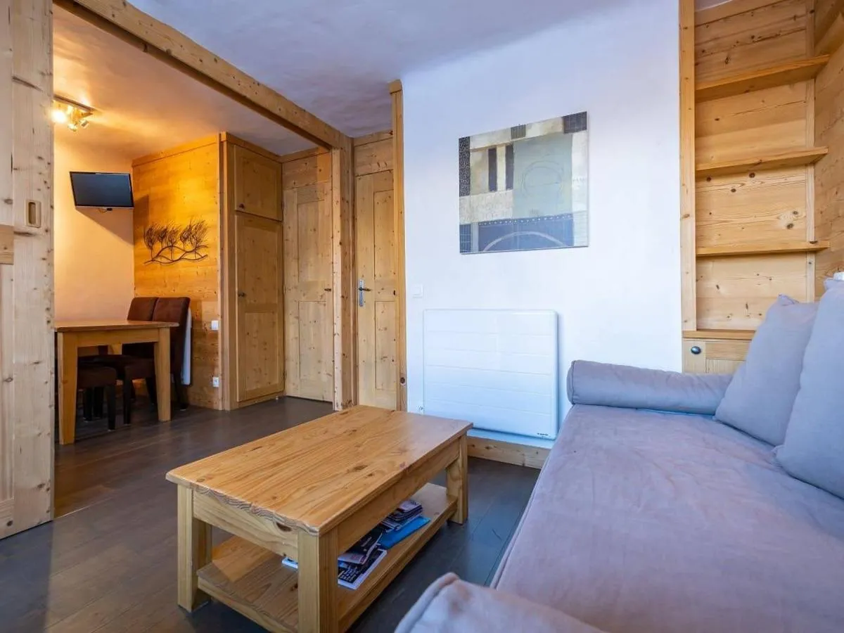 Image 5 of Studio confortable, casier à ski, proche pistes, Méribel – FR-1-355-164