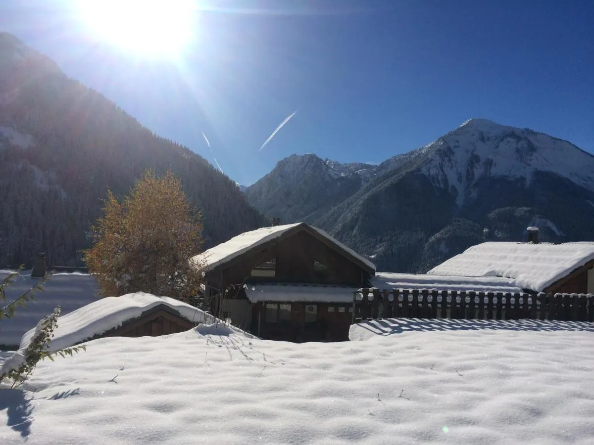 Image 1 of Studio le Dahut -Close to lifts, Price includes linen and towels