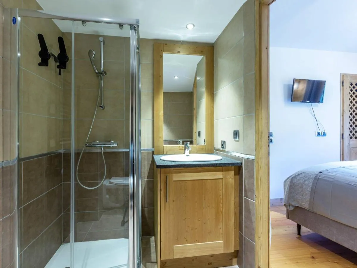 Image 3 of Superbe 3 pièces avec parking, wifi, proche pistes et commerces – FR-1-356-506