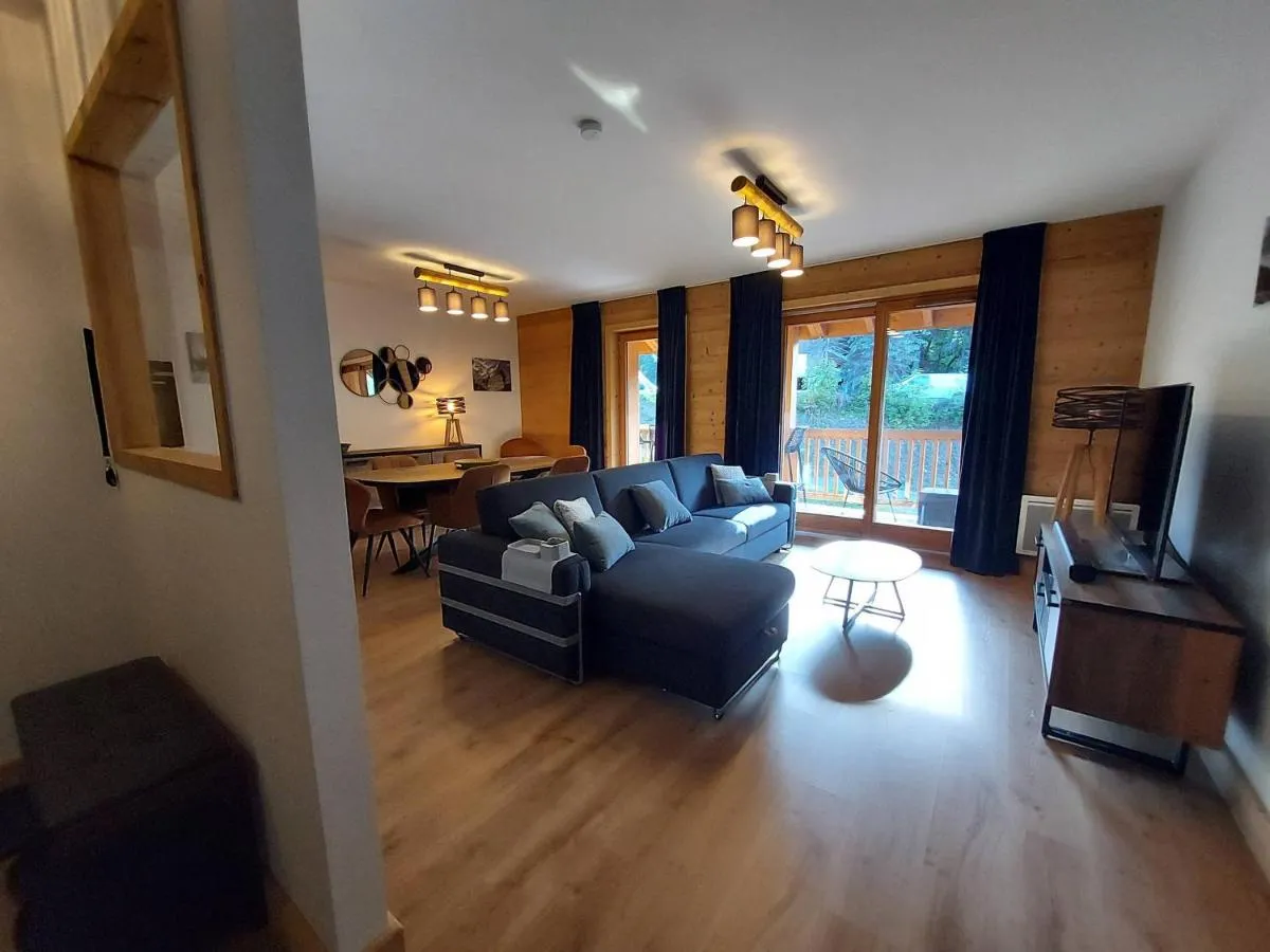 Image 4 of Superbe Appartement Pied de Pistes pour 7 pers avec Balcon, WIFI et Parking – FR-1-356-495