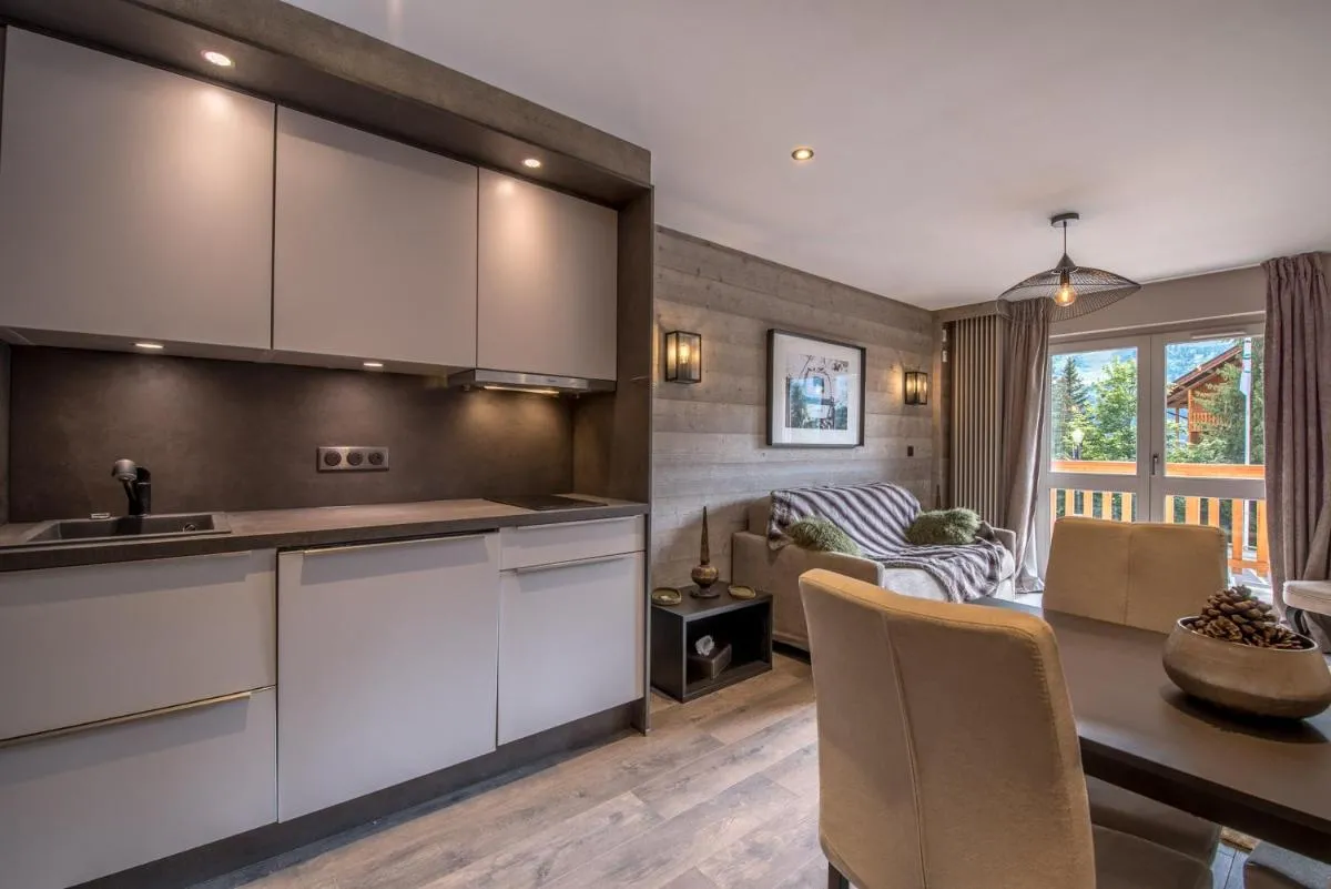 Image 1 of Superbe Appartement au Plateau Rond-Point des Pistes Classé 3 Etoiles et Label Méribel