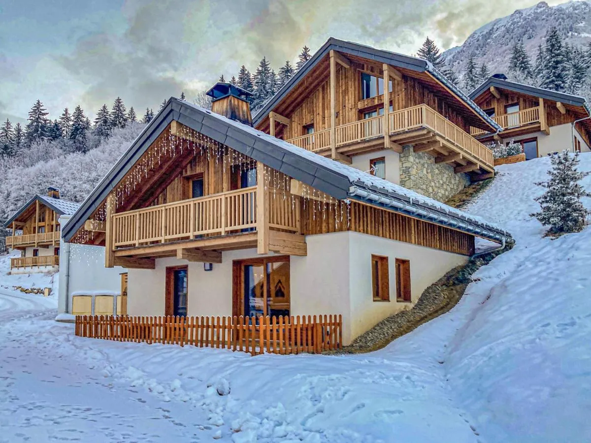 Image 5 of Superbe Chalet Duplex 3* avec Parking et WIFI au Pied des Pistes, Valmorel – FR-1-356-392