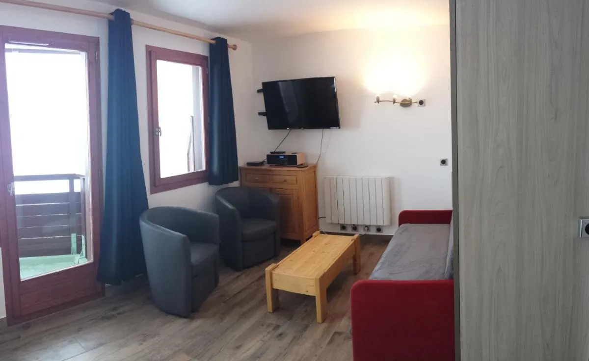 Image 2 of Superbe appartement en résidence skis aux pieds