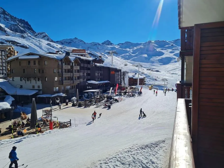 Image of Superbe appartement sur le front de neige