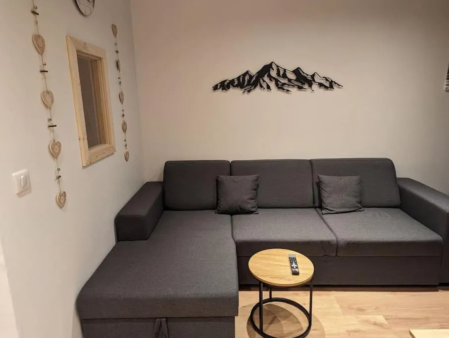 Image 4 of Superbe appartement sur le front de neige
