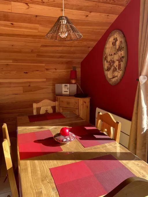 Image 6 of T3 Champagny-en-Vanoise avec terrasse plein sud