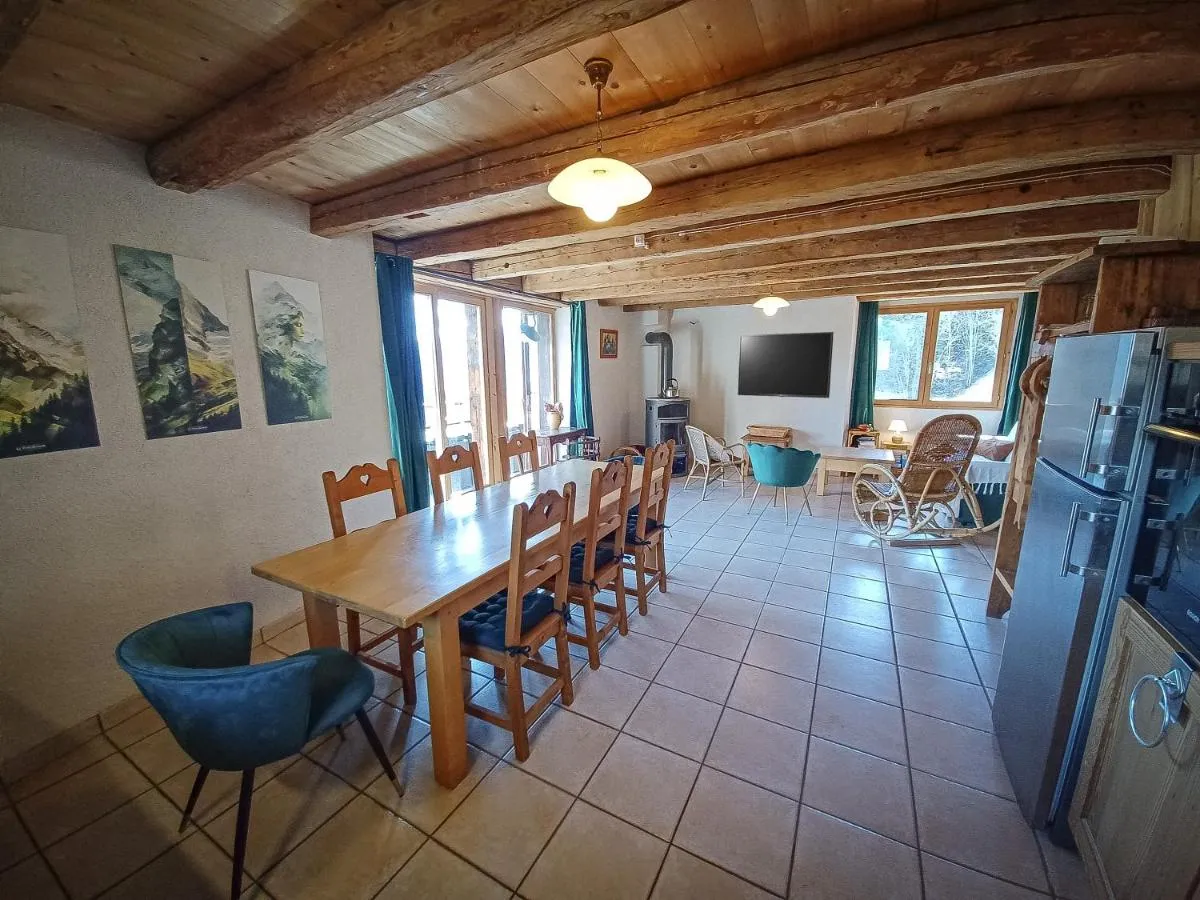 Image 1 of Unique à Champagny l’appartement Panoramik dans un Chalet d’Alpage avec une vue exceptionnelle