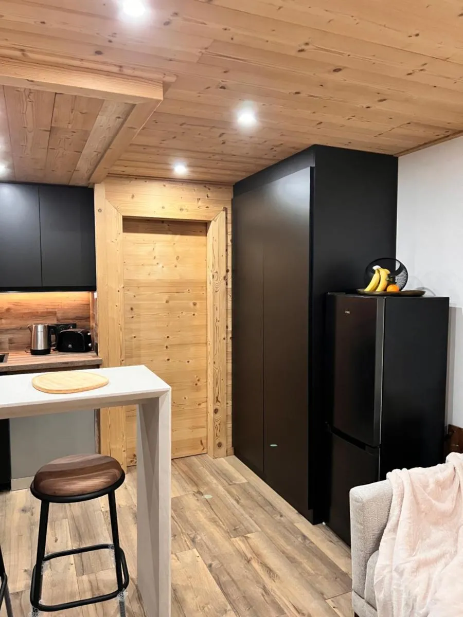 Image 6 of VAL THORENS, SERAC 7 – TOUT NEUF, pied des pistes, plein sud, vue magnifique – familial